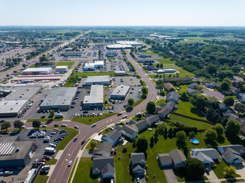 More Photos Of 1720 Bassett Dr, Mankato Daycare Center For Lease