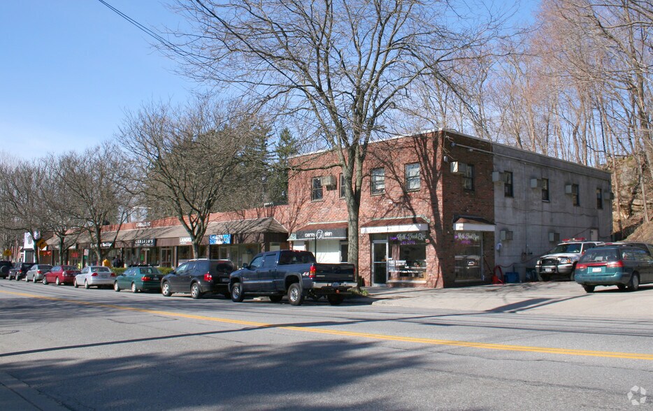 Primary Photo Of 444 E Main St, Mount Kisco Storefront For Lease