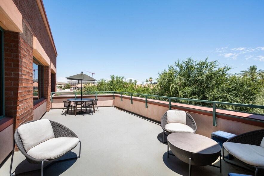More Photos Of 4250 N Drinkwater Blvd, Scottsdale Coworking Space