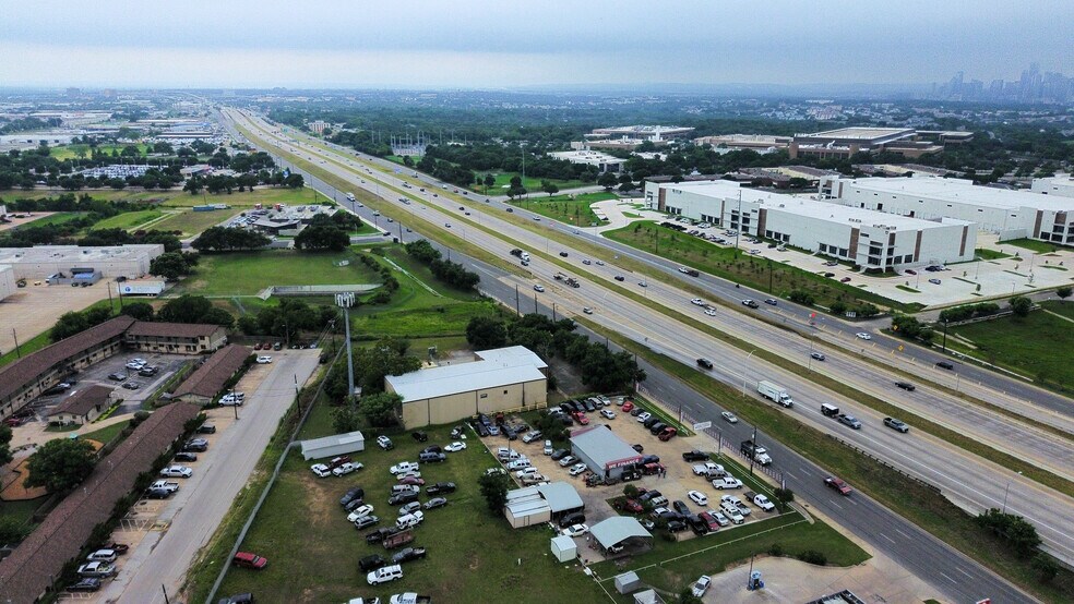 More Photos Of 5919 E Ben White Blvd, Austin Auto Dealership For Sale