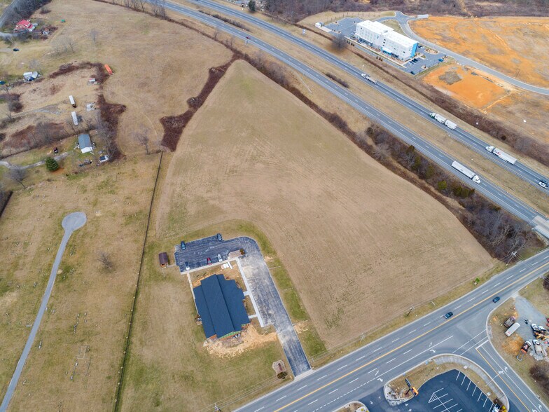 More Photos Of Cove Road, Wytheville Land For Sale