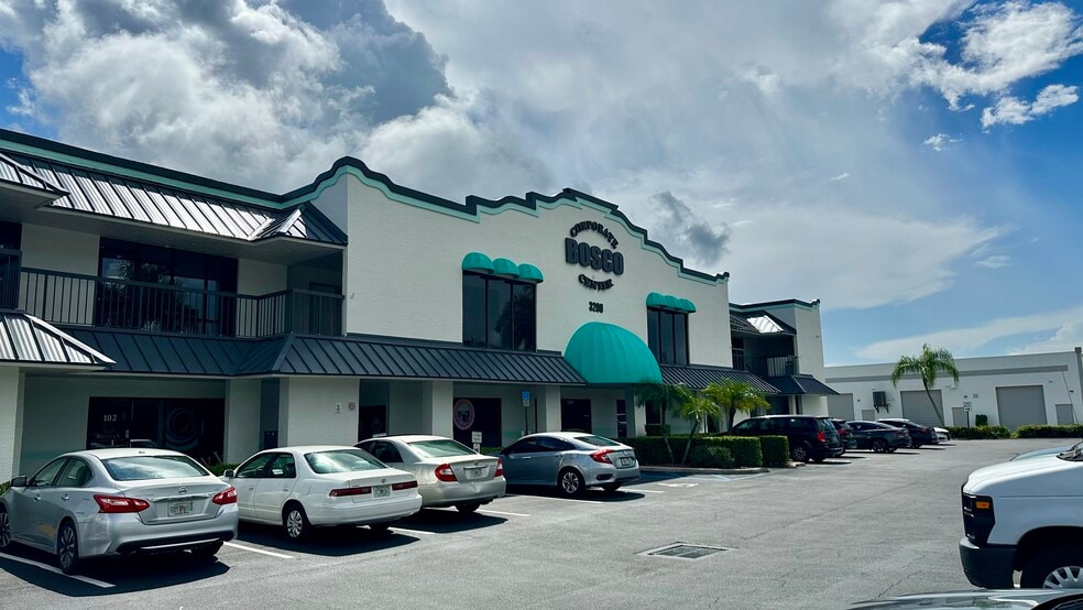 More Photos Of 3200 S Congress Ave, Boynton Beach Medical For Lease