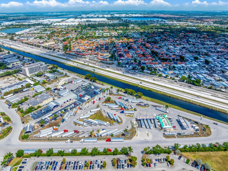 More Photos Of 12200 NW S River Dr, Miami Service Station For Sale