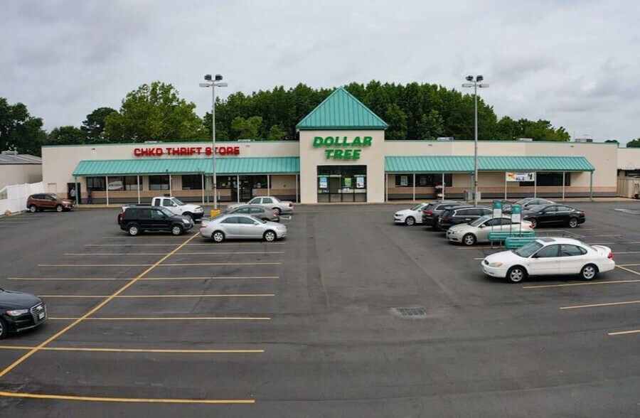 Primary Photo Of 1107 S Military Hwy, Chesapeake General Retail For Lease