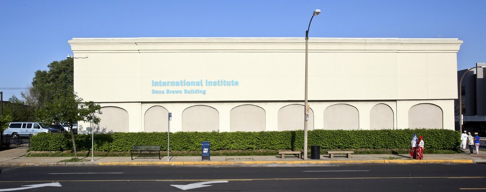 More Photos Of 3654 S Grand Blvd, Saint Louis Office For Sale