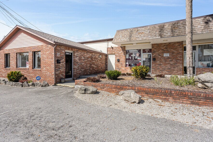 More Photos Of 2901 Palm Bay Rd, Palm Bay General Retail For Lease