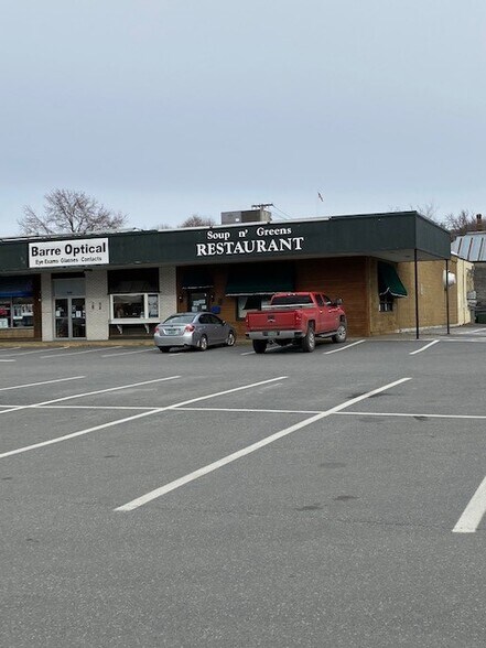 More Photos Of 15 Cottage St, Barre Flex For Lease