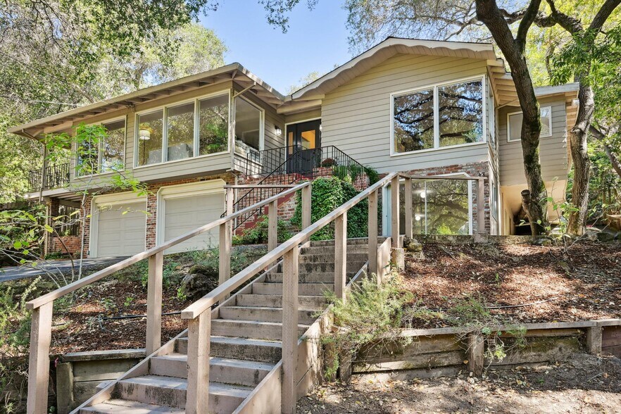 More Photos Of 135 Spring Grove Ave, San Rafael Multifamily For Sale