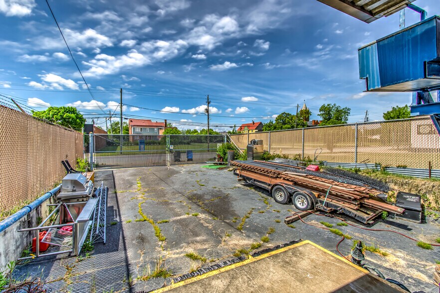 More Photos Of 1216-1218 Broad St, Augusta General Retail For Sale