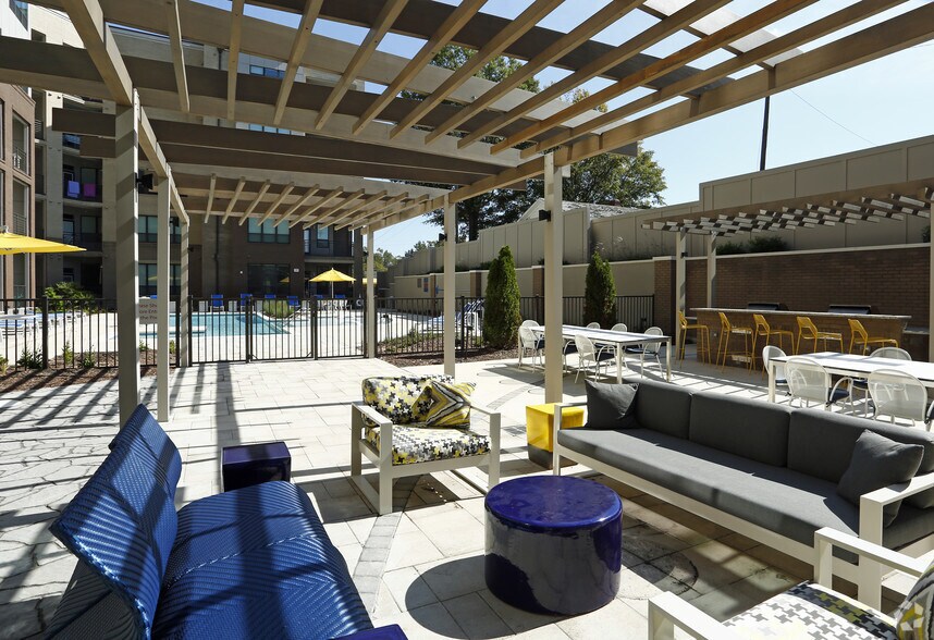 More Photos Of 810 9th St, Durham Apartments For Lease