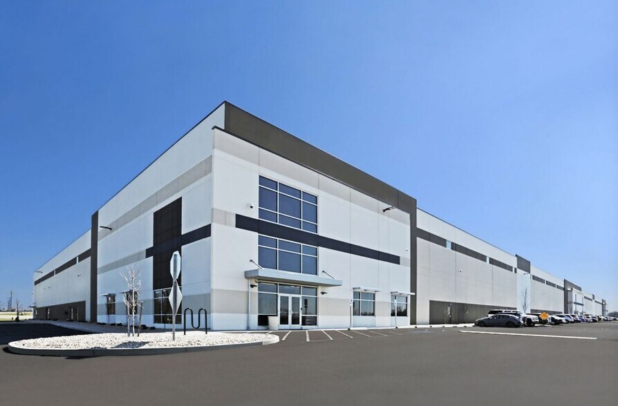 More Photos Of 5101 Renegade Way, Florence Warehouse For Lease