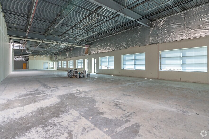 More Photos Of 8525 W 183rd St, Tinley Park Office For Lease