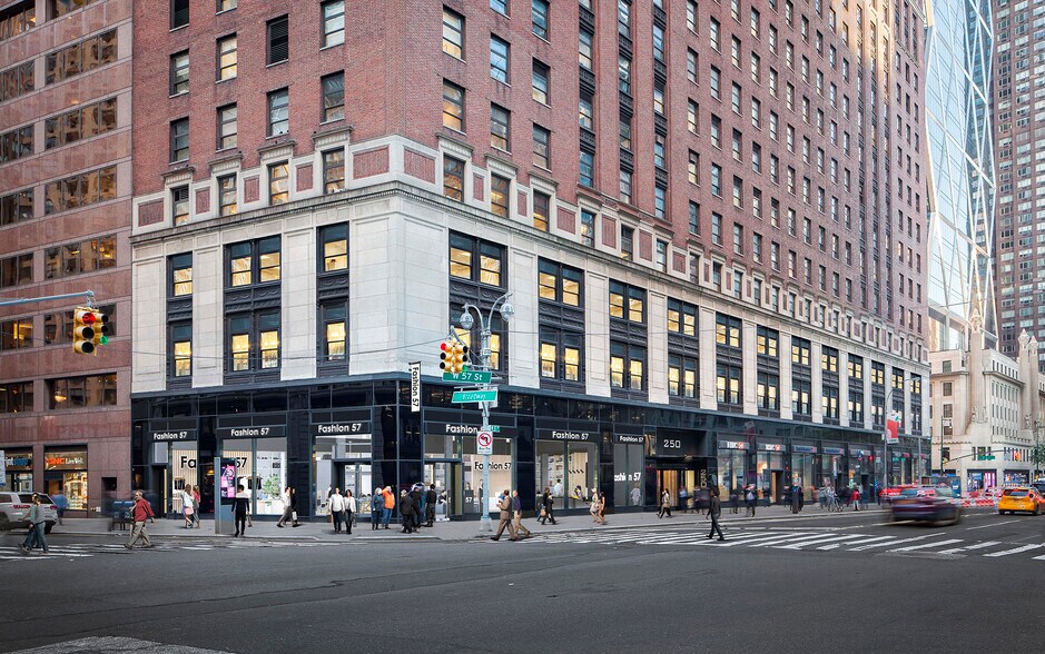 More Photos Of 250 W 57th St, New York Office For Lease