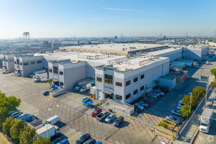More Photos Of 3000-3090 E Washington Blvd, Los Angeles Refrigeration Cold Storage For Lease