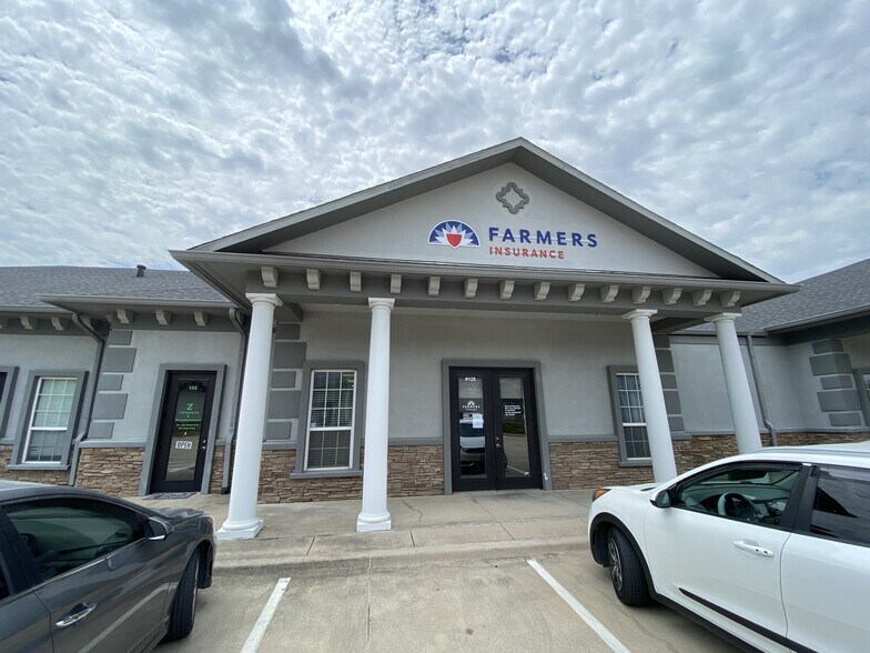 More Photos Of 5308-5310 N Tarrant Pky, Fort Worth Medical For Lease