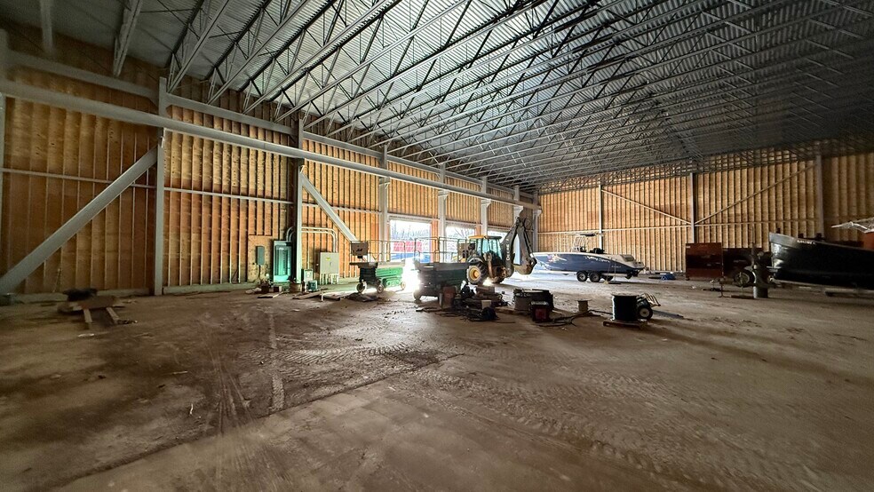 More Photos Of 2651 PA-412, Coopersburg Warehouse For Lease