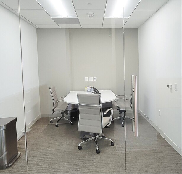 More Photos Of 10880 Wilshire Blvd, Los Angeles Loft Creative Space For Lease