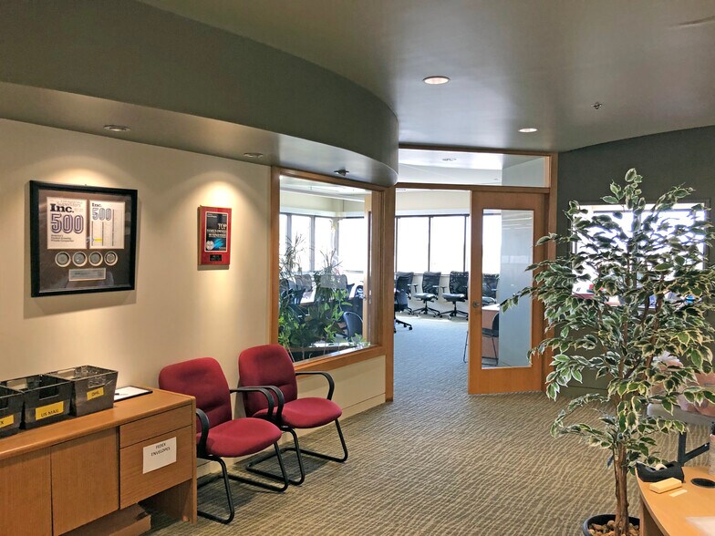 More Photos Of 6 Kitty Hawk Lndg, Londonderry Office For Lease