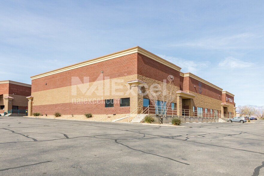More Photos Of 3884 S River Rd, Saint George Manufacturing For Sale