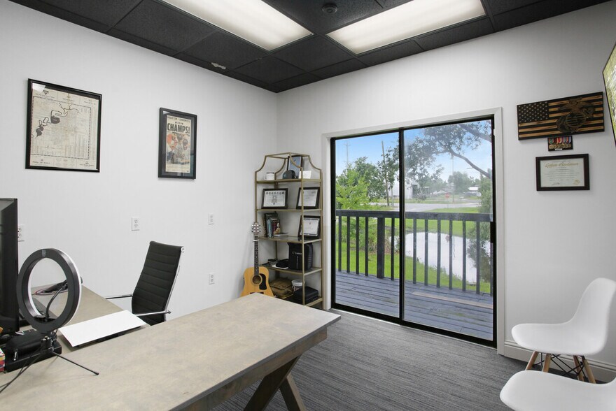 More Photos Of 825 W Prien Lake Rd, Lake Charles Medical For Sale