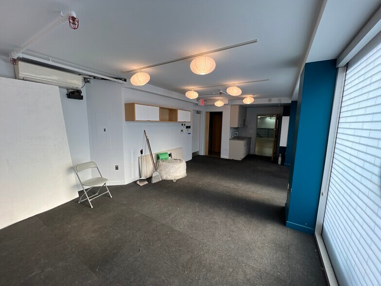 More Photos Of 172 Stanton St, New York Apartments For Lease