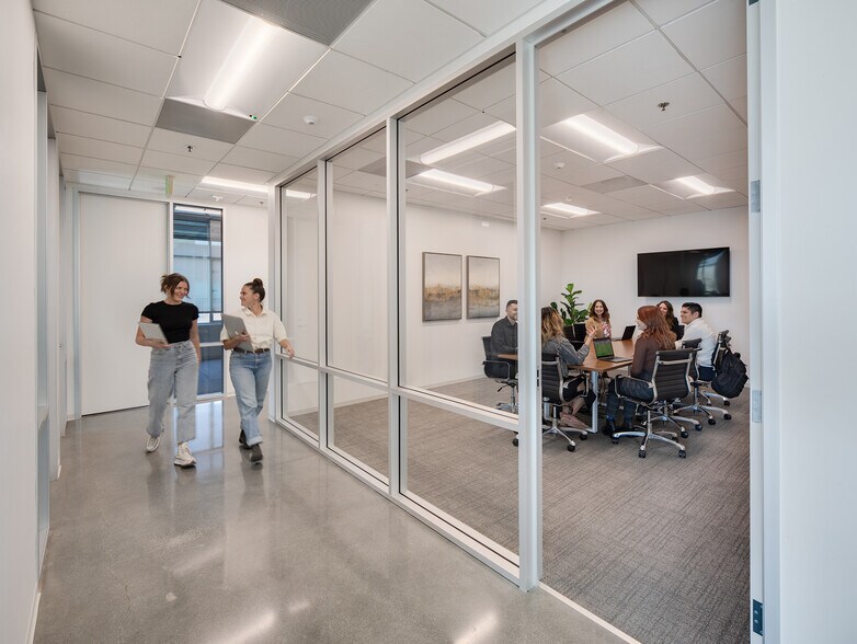 More Photos Of 13925 City Center Dr, Chino Hills Coworking Space