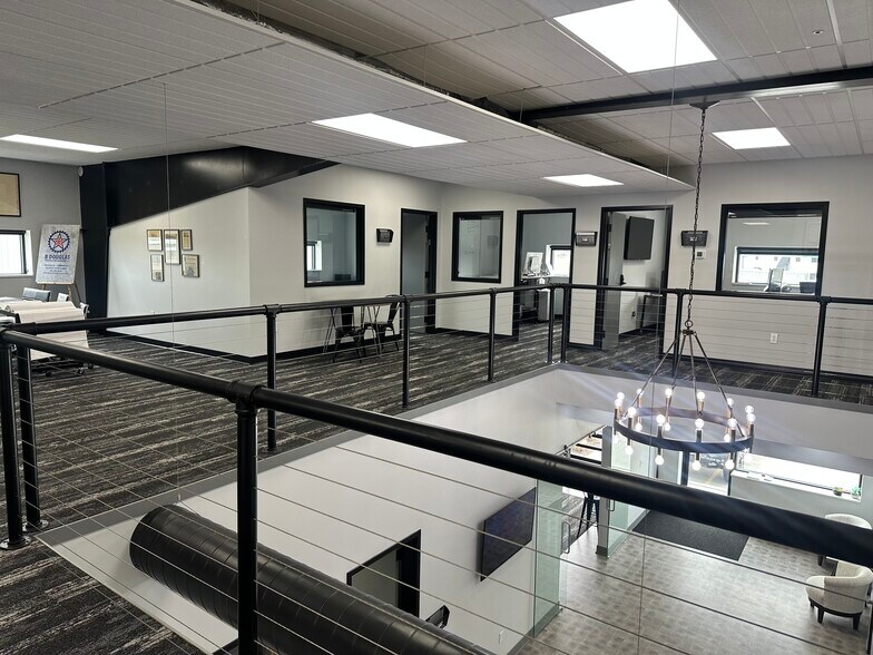 Primary Photo Of 20020 Hampton Dr, Gretna Office For Lease