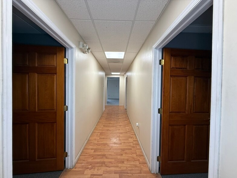 More Photos Of 4944 Ver Plank Rd, Clay Light Manufacturing For Sale