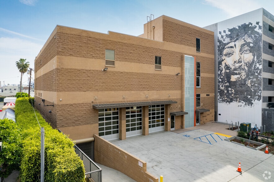 Primary Photo Of 1034 Seward St, Los Angeles Office For Lease
