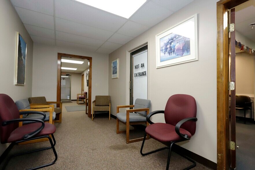 More Photos Of 1 Welby Rd, New Bedford Office For Sale
