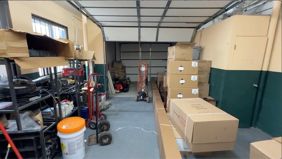 More Photos Of 2515 Mountain Rd, Pasadena Freestanding For Lease