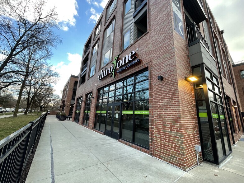 More Photos Of 5858 N College Ave, Indianapolis Apartments For Lease