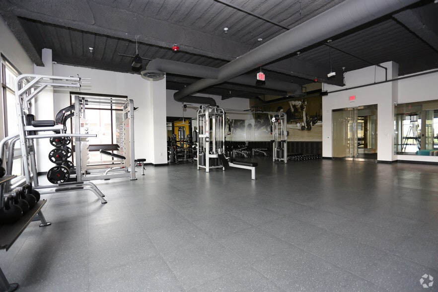 More Photos Of 4000 Riverside Station Blvd, Secaucus Apartments For Lease