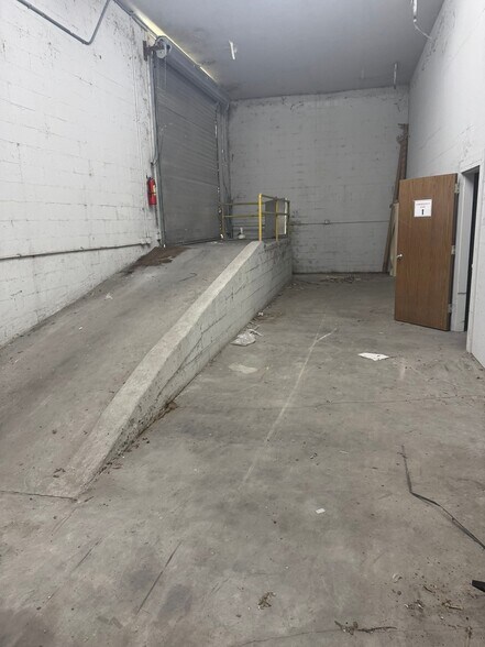 More Photos Of 229 NW 34th St, Okeechobee Warehouse For Lease