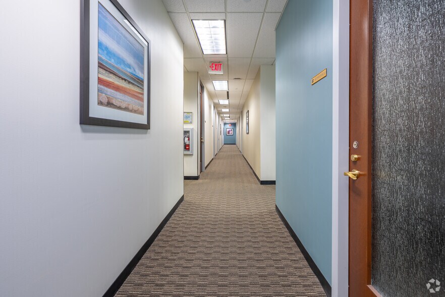 More Photos Of 1 S Church Ave, Tucson Office For Lease