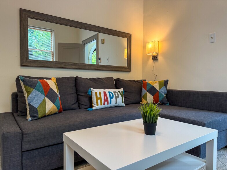 More Photos Of 105 S 5th St, Duquesne Specialty For Sale