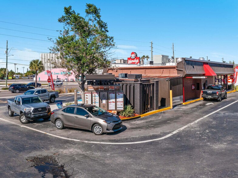 More Photos Of 1452 Pasadena Ave S, Saint Petersburg Fast Food For Lease