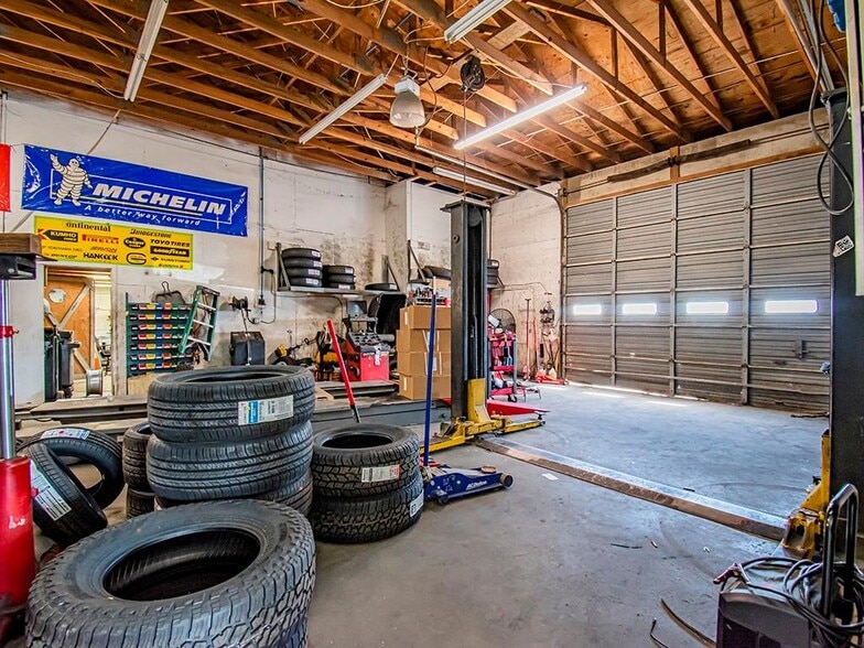 More Photos Of 5720 US Highway 1, Vero Beach Auto Repair For Sale