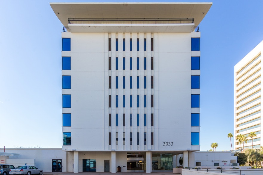 More Photos Of 3033 N Central Ave, Phoenix Office For Sale