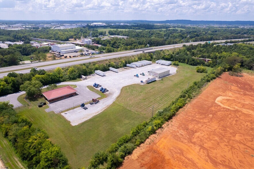 More Photos Of 3503A Nashville Rd, Bowling Green Unknown For Lease