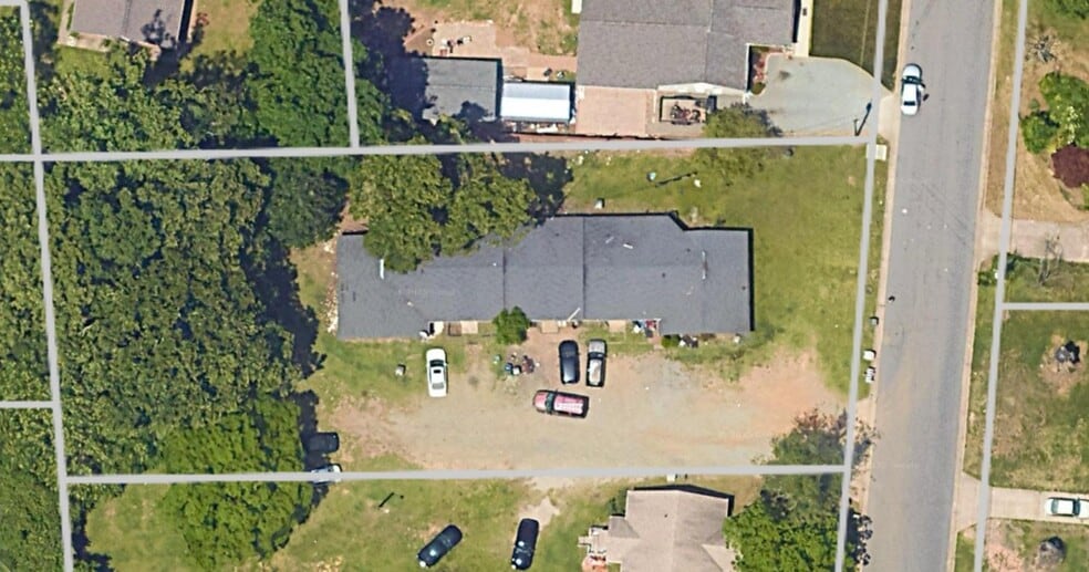 More Photos Of 3425 Martin Ave, Greensboro Apartments For Sale