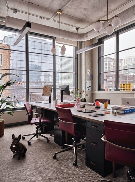 More Photos Of 200 N Green St, Chicago Hotel For Lease
