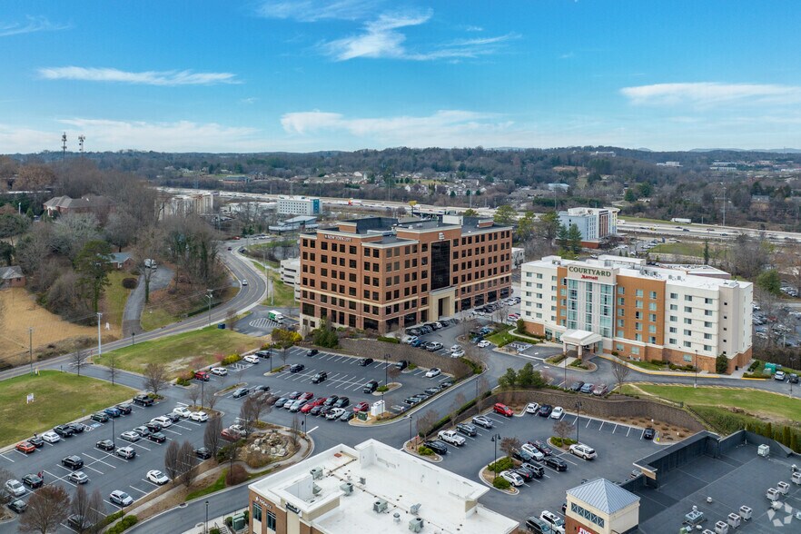 More Photos Of Weisgarber Road And North Dr, Knoxville Unknown For Lease