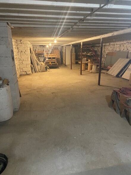 More Photos Of 116 Tecumseh St, Dundee Storefront Retail Office For Sale