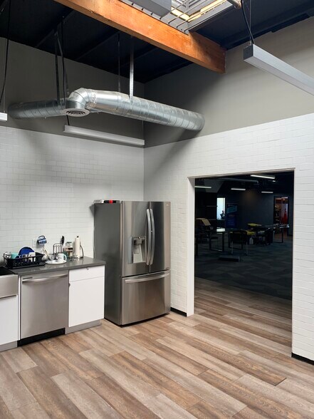 More Photos Of 3 Whatney, Irvine Research And Development For Sale