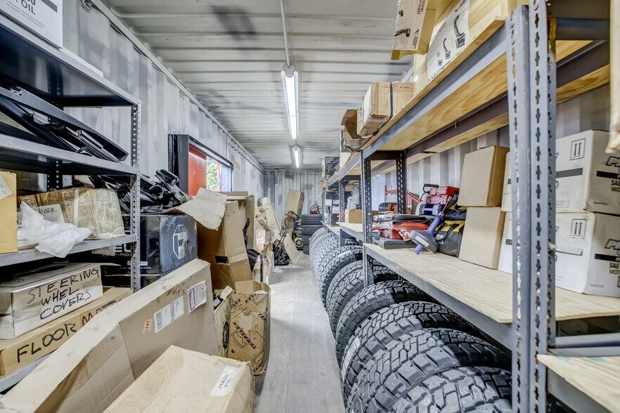 More Photos Of 530 S Dixie Hwy W, Pompano Beach Auto Repair For Sale