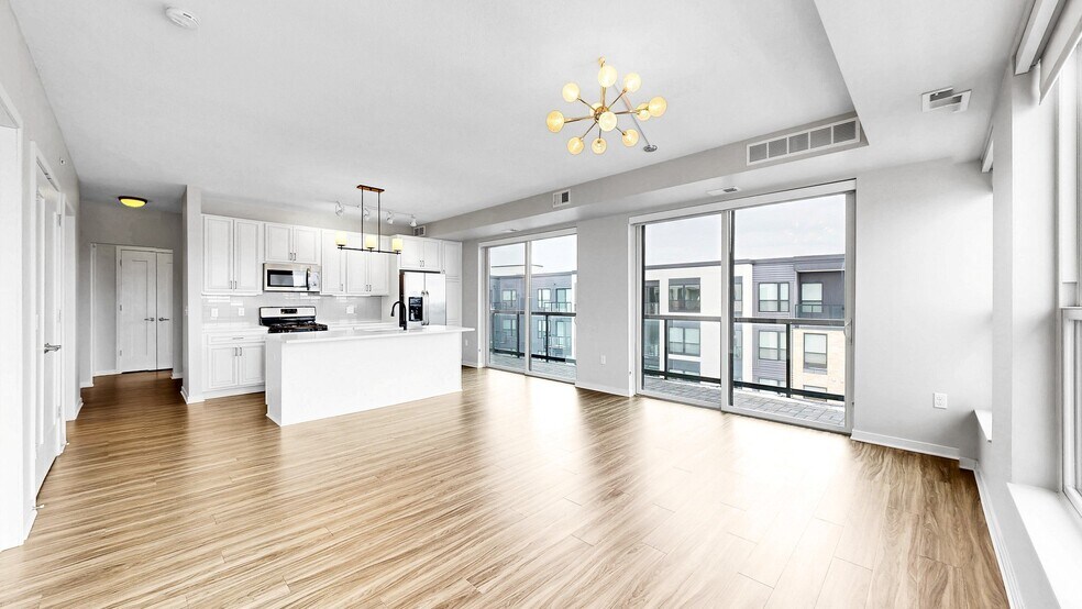 More Photos Of 1700 Plymouth Rd, Minnetonka Apartments For Lease