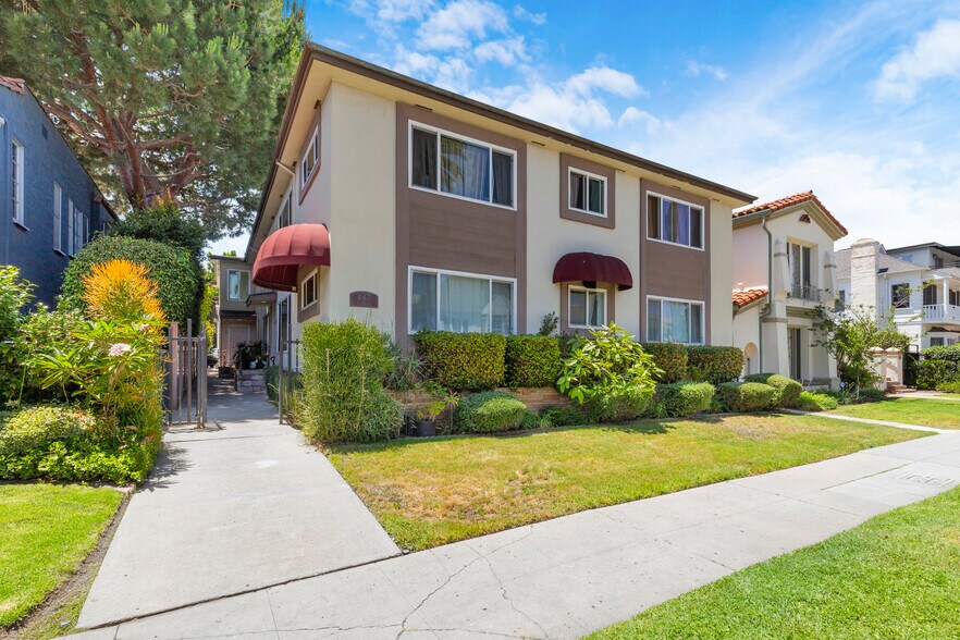 More Photos Of 447 S Palm Dr, Beverly Hills Apartments For Sale