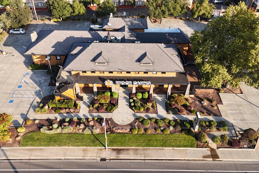 More Photos Of 11275 Folsom Blvd, Rancho Cordova Restaurant For Lease