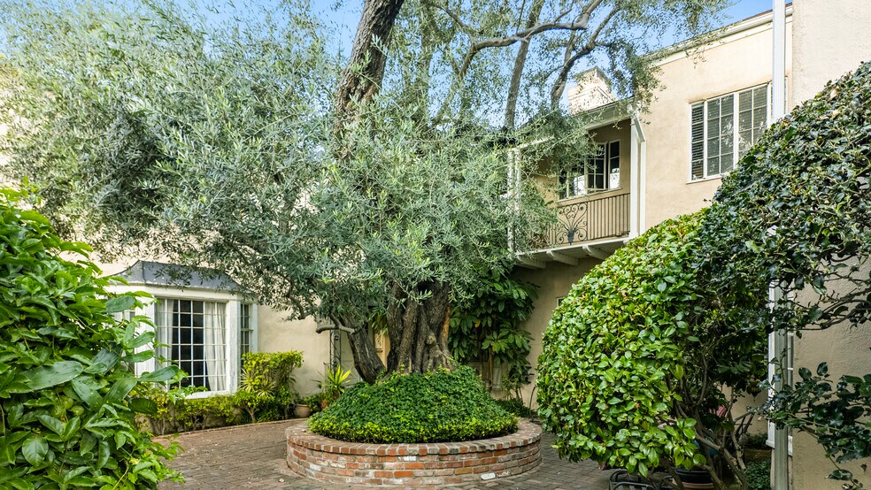 More Photos Of 9741-9747 W Olympic Blvd, Beverly Hills Apartments For Sale